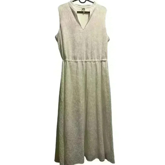 Anne Klein Dresses & Skirts - NWOT Anne Klein White Midi Short Sleeve Dress With Pockets Women's Size 14.